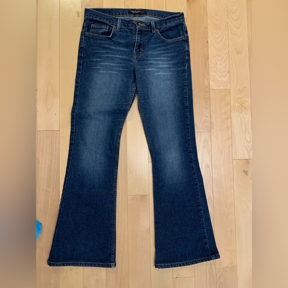 AMERICAN EAGLE JEANS - SIZE 6 - Picture 1 of 6